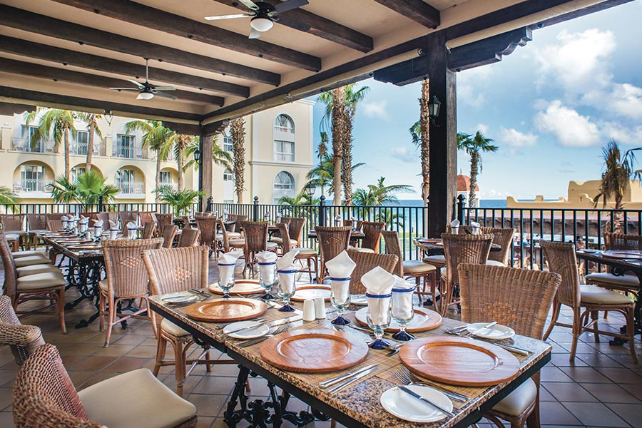 Hotel Riu Santa Fe Restaurants